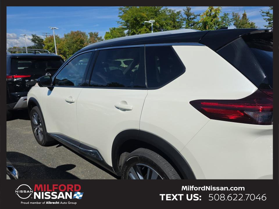 Certified 2023 Nissan Rogue SL w/ SL Premium Package AWD/4WD image 4