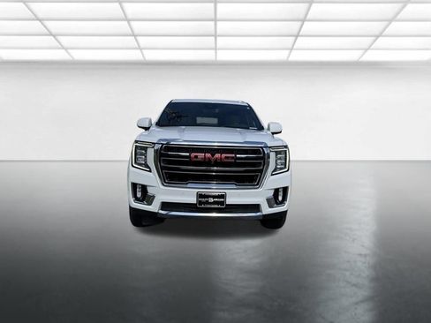 Used 2023 GMC Yukon XL SLT w/ SLT Premium Package AWD/4WD image 10