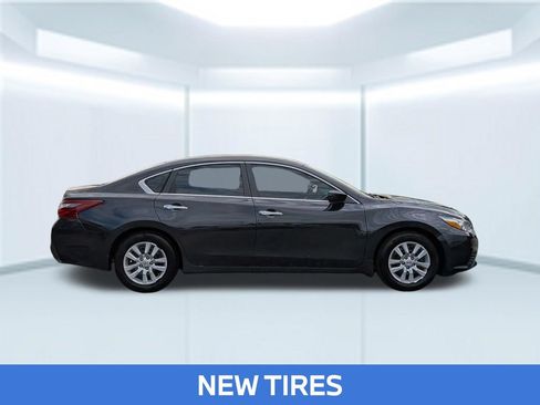 Used 2018 Nissan Altima 2.5 S w/ S Convenience Package FWD image 9