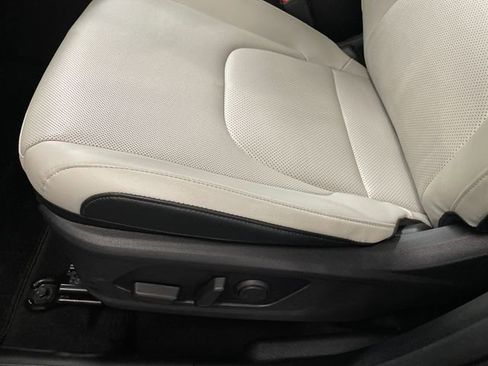 Certified 2023 Kia Sportage EX image 12