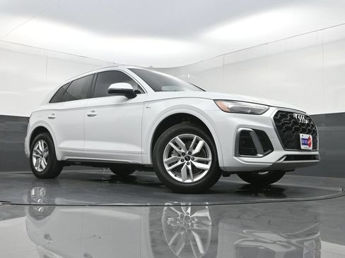 Used 2023 Audi Q5 2.0T Premium w/ Convenience Package AWD/4WD image 26