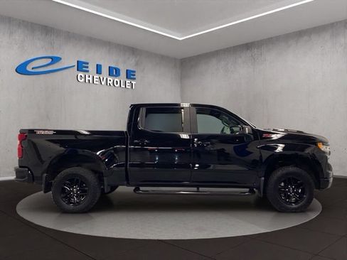 Used 2023 Chevrolet Silverado 1500 LT Trail Boss w/ LT Trail Boss Premium Package AWD/4WD image 15