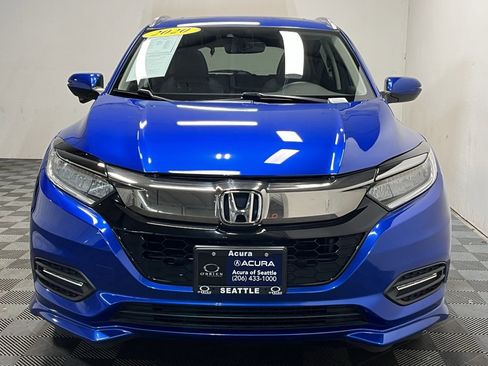 Used 2020 Honda HR-V Touring image 2