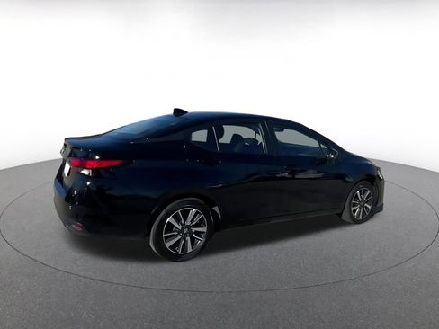 Used 2025 Nissan Versa SV image 15