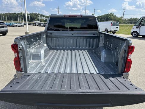 Used 2024 Chevrolet Silverado 1500 LT image 7