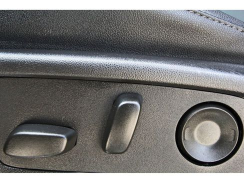 Used 2025 GMC Sierra 1500 SLT image 24