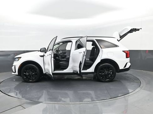 Used 2022 Kia Sorento SX AWD/4WD image 36