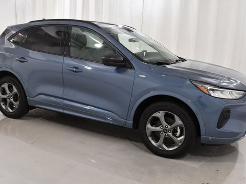 Used 2024 Ford Escape ST-Line w/ Tech Pack #1 AWD/4WD image 5
