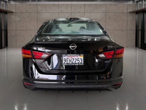 Used 2023 Nissan Altima 2.5 SV image 8