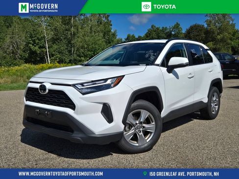 Used 2024 Toyota RAV4 XLE AWD/4WD image 1