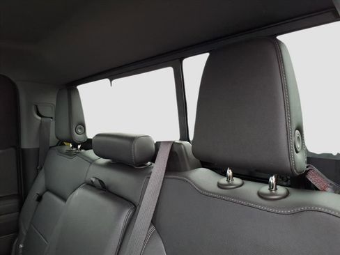 Used 2022 Chevrolet Silverado 1500 LTZ w/ LTZ Convenience Package II image 17