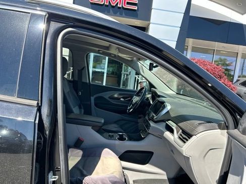 Used 2019 GMC Terrain SLT w/ Preferred Package AWD/4WD image 16