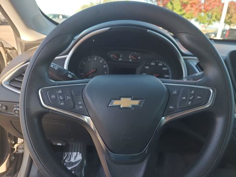 Used 2024 Chevrolet Malibu LT image 23