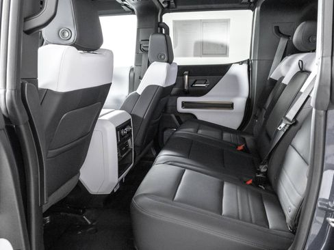 Used 2025 GMC Hummer EV 3X AWD/4WD image 36
