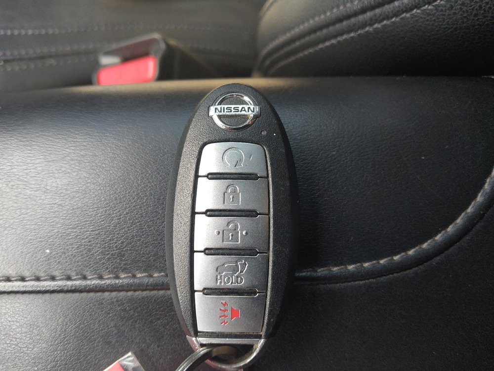 Used 2019 Nissan Rogue SL FWD image 32