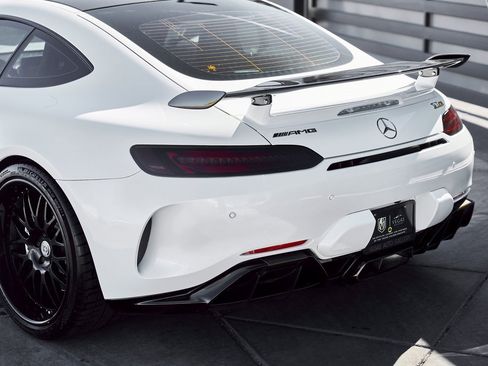 Used 2018 Mercedes-Benz AMG GT R image 14