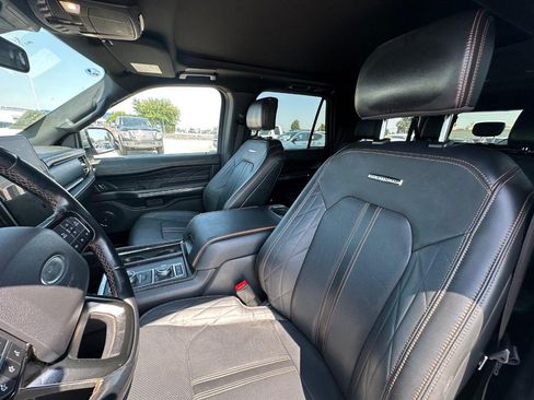 Used 2023 Ford Expedition Max Platinum AWD/4WD image 14
