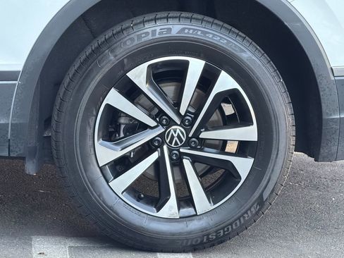 Used 2024 Volkswagen Tiguan S FWD image 13