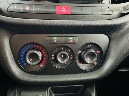 Used 2022 RAM ProMaster City Tradesman FWD image 14