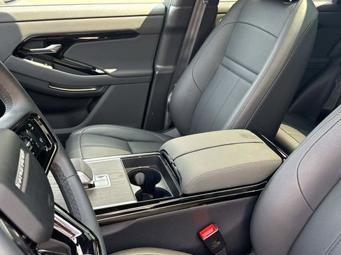 Certified 2025 Land Rover Range Rover Evoque S image 20