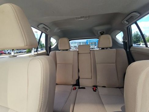Used 2013 Toyota RAV4 XLE AWD/4WD image 8