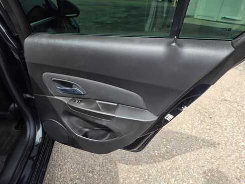 Used 2015 Chevrolet Cruze LT FWD image 27