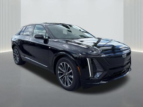 New 2026 Cadillac Lyriq Sport RWD image 3