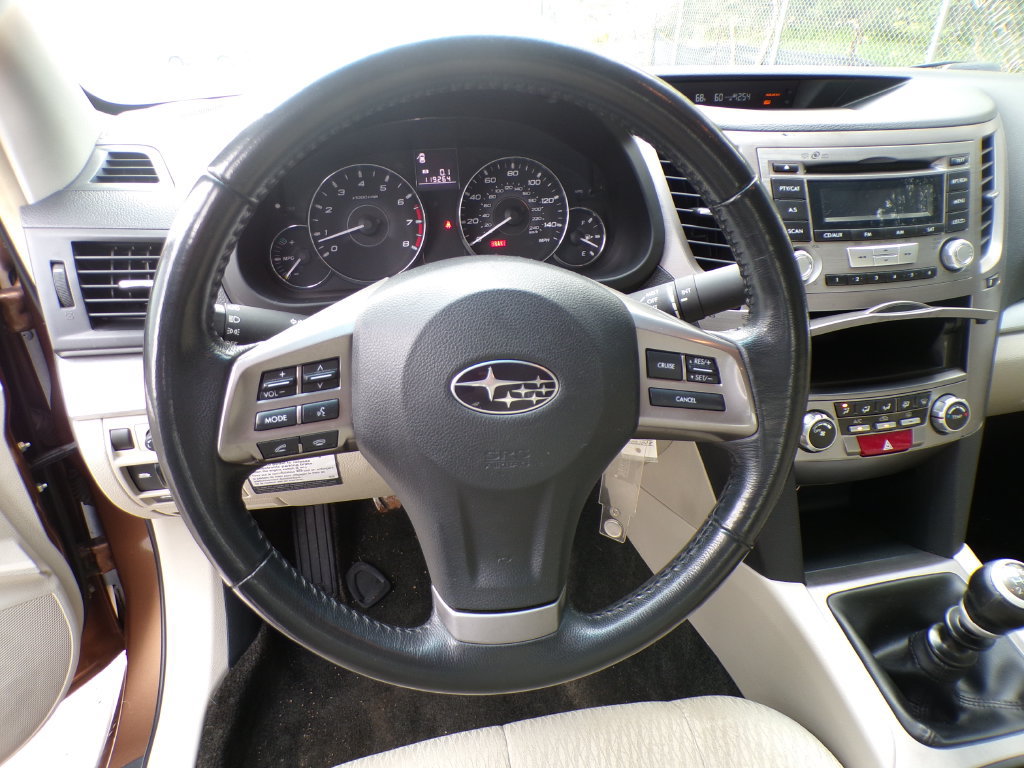Used 2012 Subaru Legacy 2.5i Premium w/ All-Weather Pkg AWD/4WD image 12