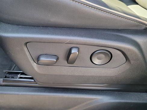 Used 2024 Chevrolet Tahoe Premier image 19