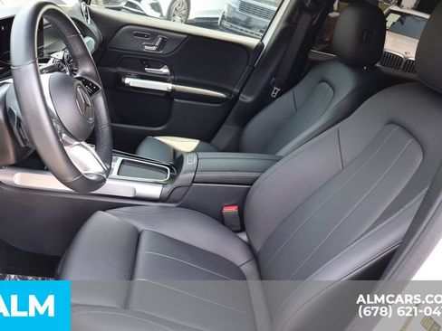 Used 2024 Mercedes-Benz GLB 250 image 17