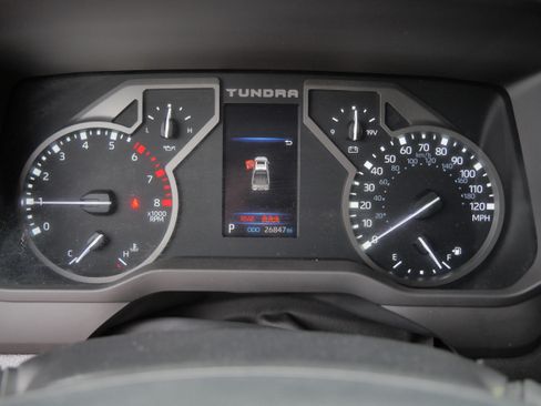 Used 2024 Toyota Tundra SR5 w/ SR5 Convenience Package AWD/4WD image 22