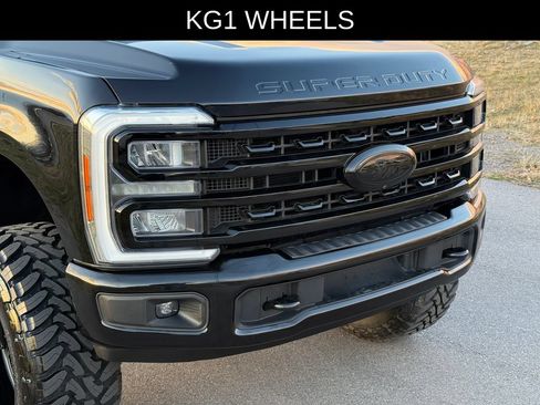 Used 2023 Ford F250 Lariat w/ Chrome Package AWD/4WD image 5