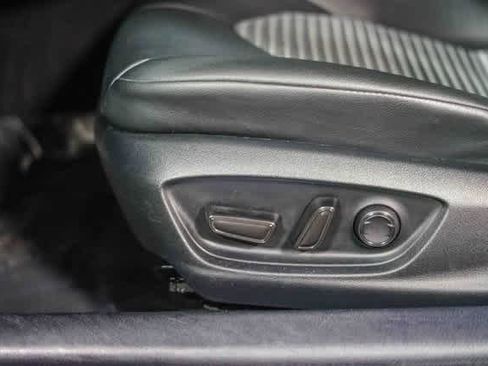 Certified 2023 Toyota Camry SE image 22