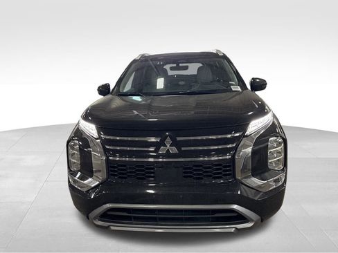 Used 2025 Mitsubishi Outlander SEL image 10