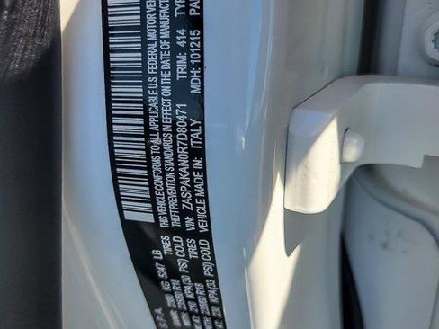 Used 2024 Alfa Romeo Stelvio Sprint image 26