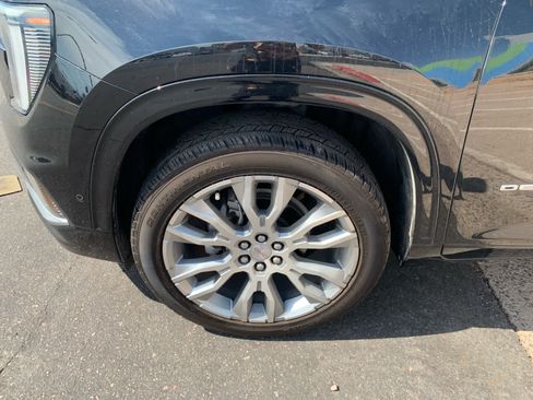Used 2024 GMC Acadia Denali w/ Super Cruise Package FWD image 32