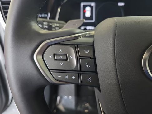 Certified 2025 Lexus NX 250 FWD w/ Accessory Package (2T) image 17