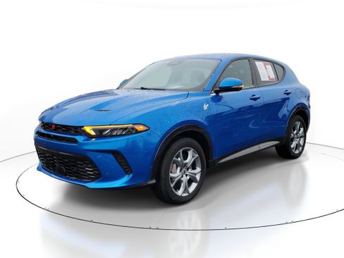 Used 2024 Dodge Hornet R/T w/ Tech Pack w/o Parking image 2