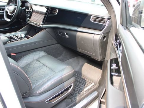 Used 2024 Jeep Grand Wagoneer Series III w/ Rear Seat Video Group 1 AWD/4WD image 62