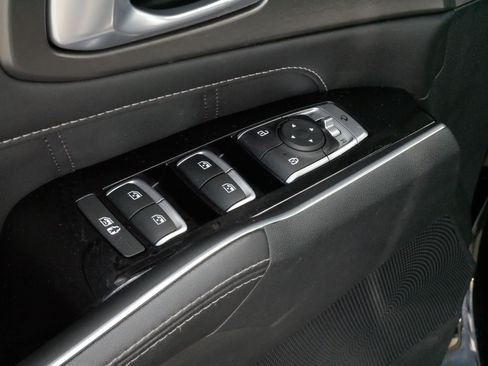 Used 2023 Kia Sorento SX AWD/4WD image 19