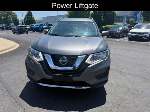 Used 2018 Nissan Rogue SV AWD/4WD image 14