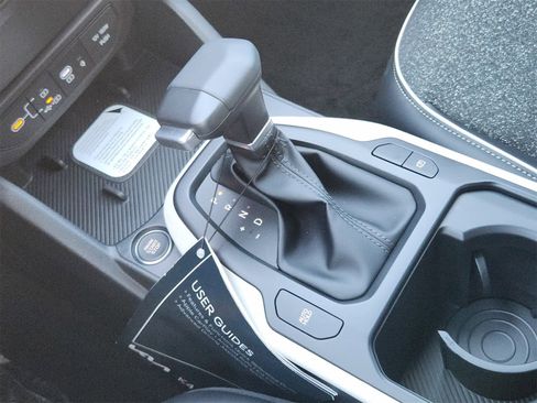 New 2025 Kia K4 GT-Line w/ GT-Line Sunroof Package image 19