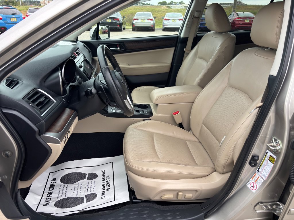 Used 2017 Subaru Outback 3.6R Limited AWD/4WD image 17