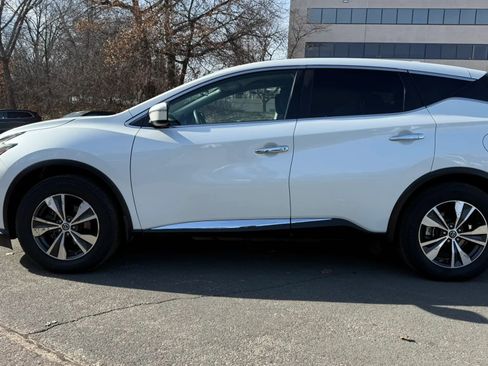 Used 2019 Nissan Murano S image 5