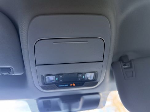 Used 2025 Ford F150 XLT w/ Equipment Group 301A Standard image 38