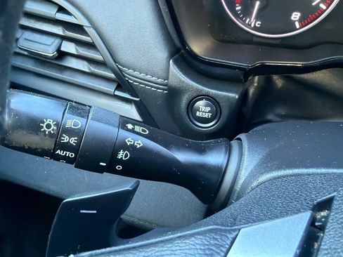 Used 2024 Subaru Legacy Premium AWD/4WD image 14