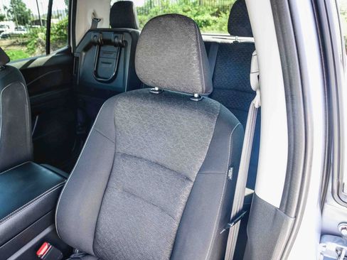 Used 2024 Honda Ridgeline Sport image 27