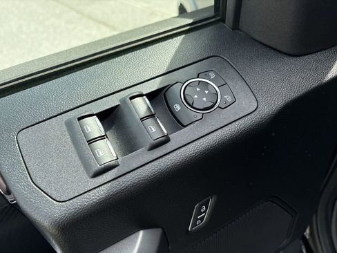 Used 2018 Ford F150 XLT w/ Equipment Group 302A Luxury AWD/4WD image 23