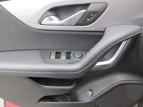 Used 2024 Chevrolet Blazer LT w/ Convenience Package image 21