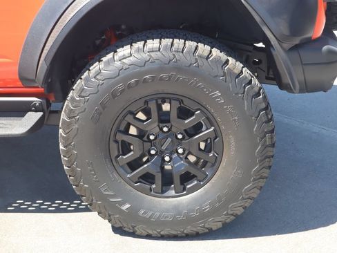 Used 2023 Ford Bronco Raptor AWD/4WD image 12